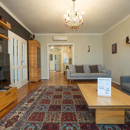 וינה Apartment With A Balcony - 15 Min To City Center מראה חיצוני תמונה