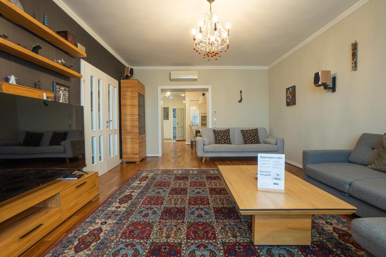 וינה Apartment With A Balcony - 15 Min To City Center מראה חיצוני תמונה