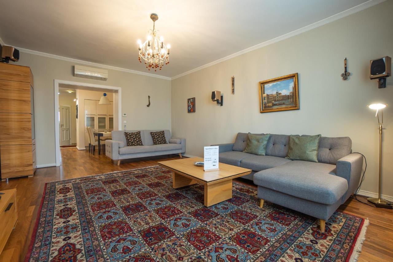 וינה Apartment With A Balcony - 15 Min To City Center מראה חיצוני תמונה