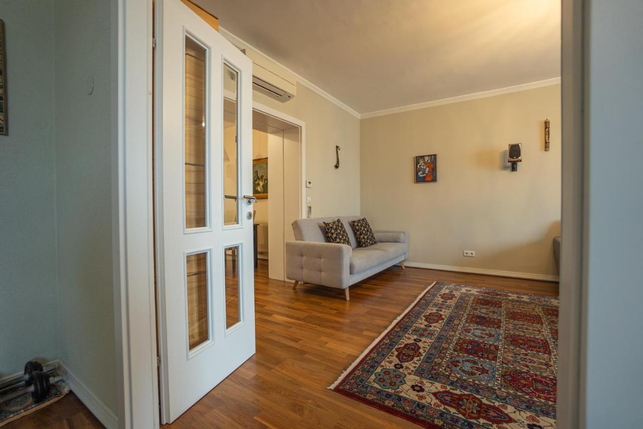 וינה Apartment With A Balcony - 15 Min To City Center מראה חיצוני תמונה
