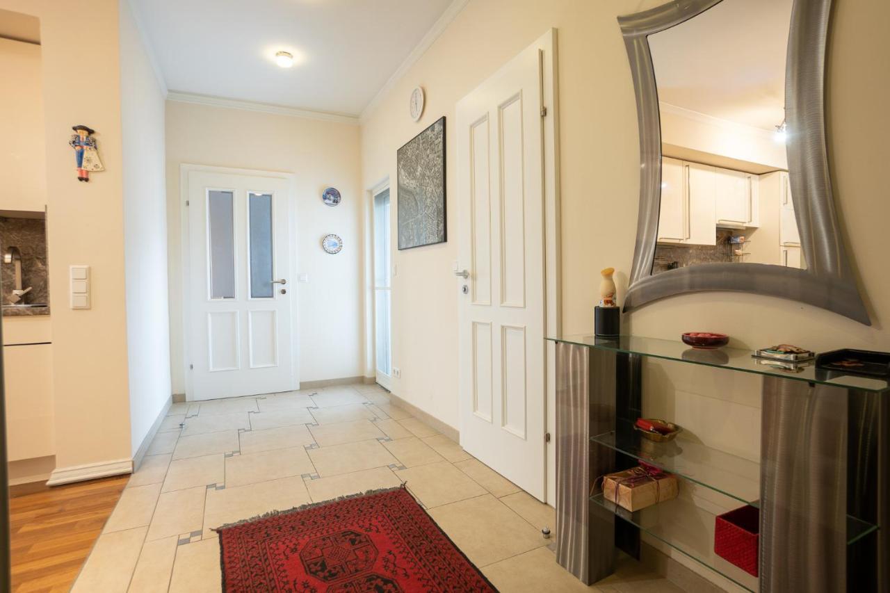 וינה Apartment With A Balcony - 15 Min To City Center מראה חיצוני תמונה