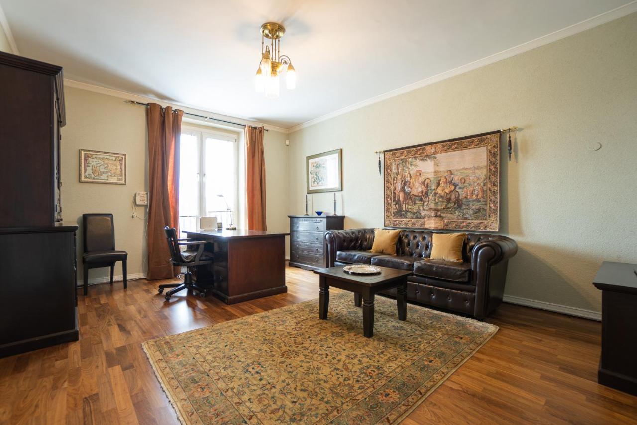 וינה Apartment With A Balcony - 15 Min To City Center מראה חיצוני תמונה
