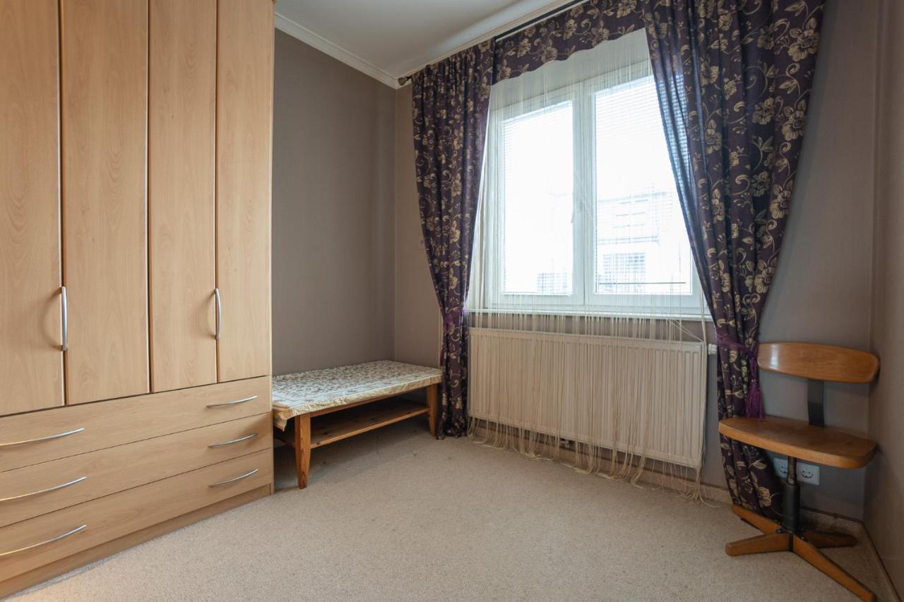 וינה Apartment With A Balcony - 15 Min To City Center מראה חיצוני תמונה