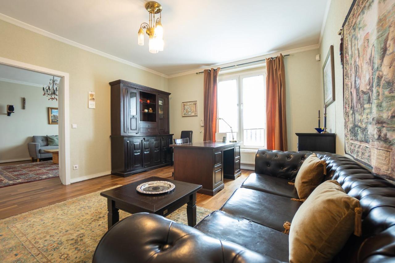 וינה Apartment With A Balcony - 15 Min To City Center מראה חיצוני תמונה