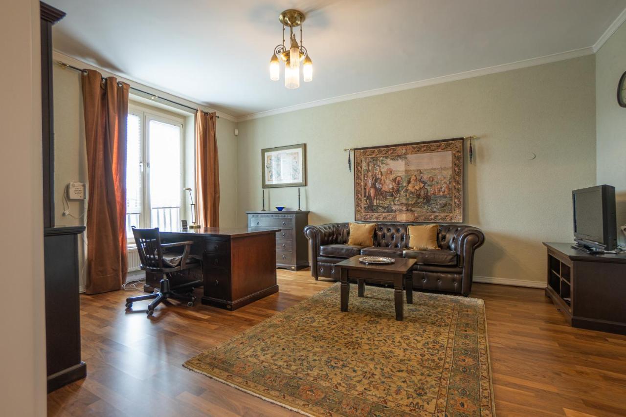 וינה Apartment With A Balcony - 15 Min To City Center מראה חיצוני תמונה