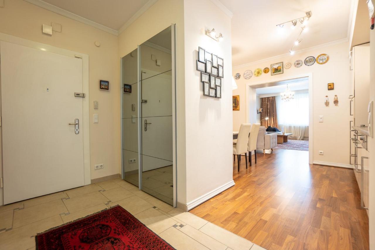 וינה Apartment With A Balcony - 15 Min To City Center מראה חיצוני תמונה