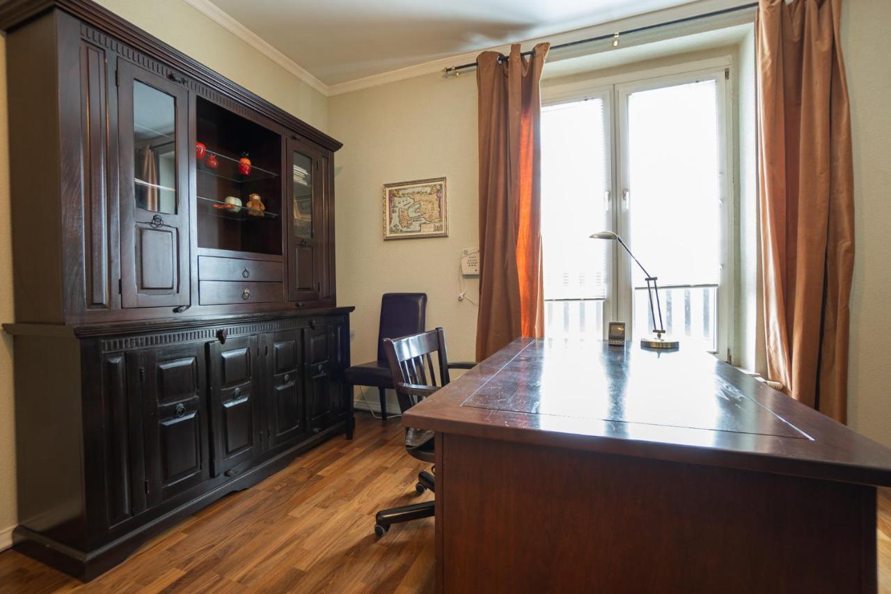 וינה Apartment With A Balcony - 15 Min To City Center מראה חיצוני תמונה
